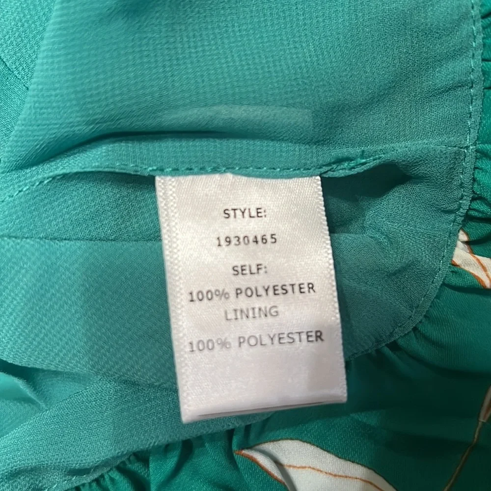 Current Air brand Teal and White Floral 3/4 Sleeve Top - Picture 8 of 10